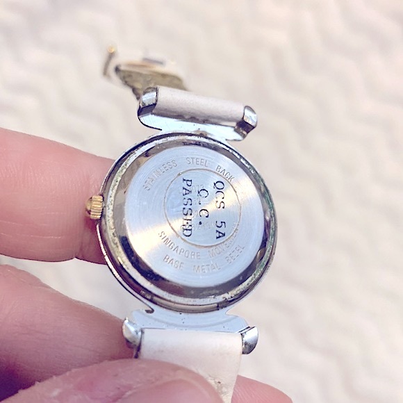 90’sVintage Style» Quartz CHIC Round Face Watch w/Golden Braided Band - Picture 3 of 15